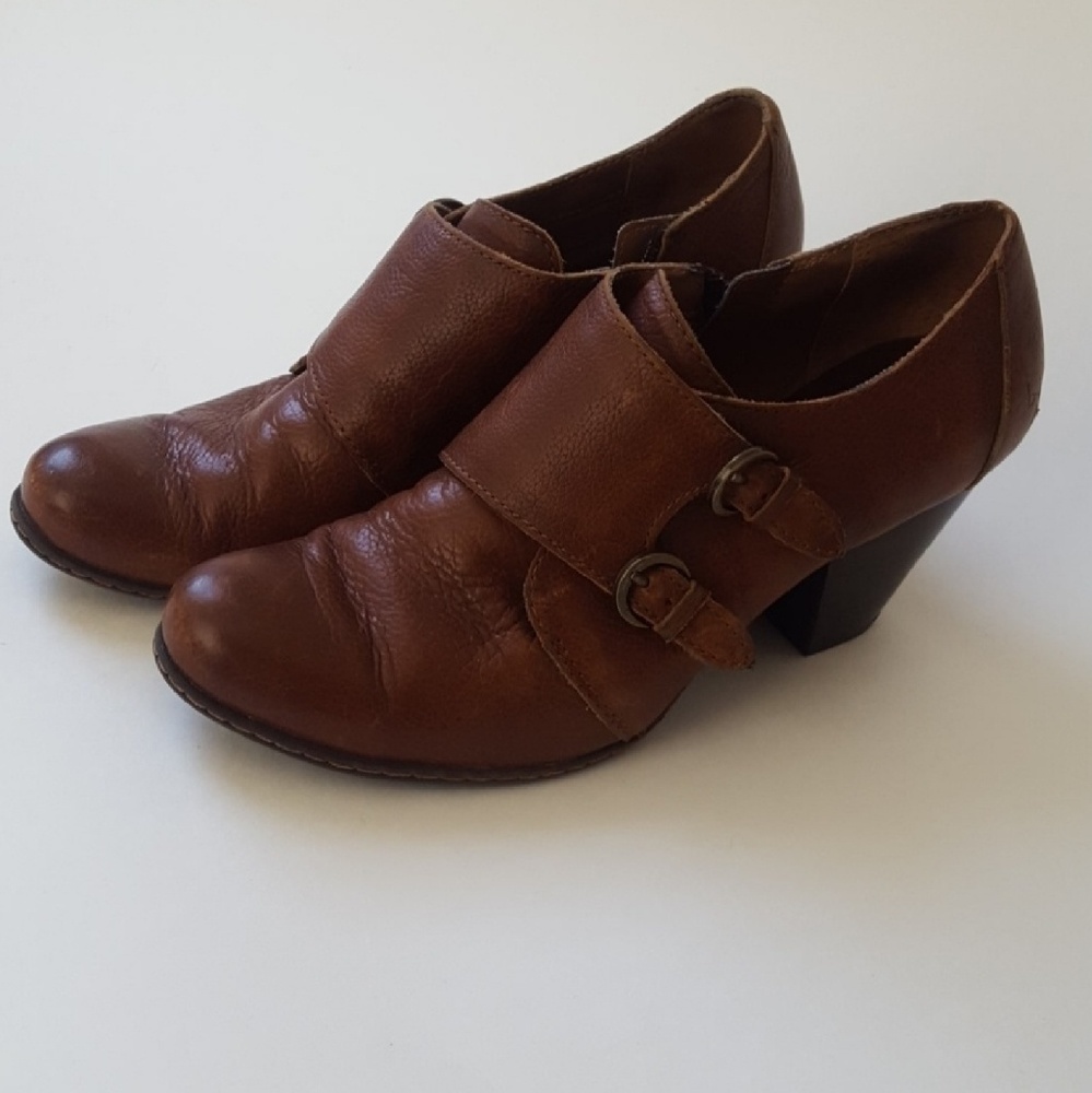 Born Mary Jane Brown booties